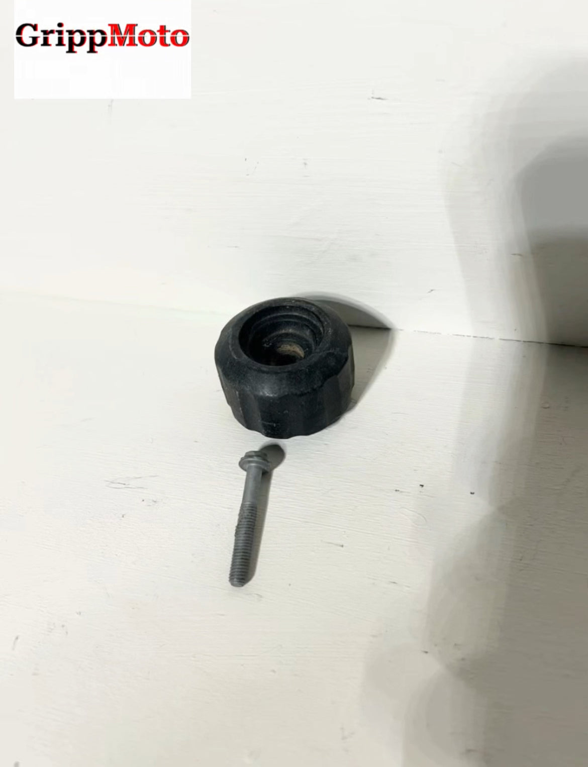 2014 2015 2016 2017 2018 2019 2020 KTM RC 390 Front Wheel Right Spool (1- 001725 )