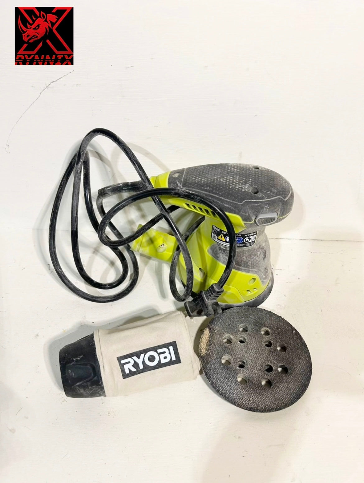 (Defective) Ryobi 2.6 Amp Corded 5 in. Random Orbital Sander (01- 002243 ) TZ