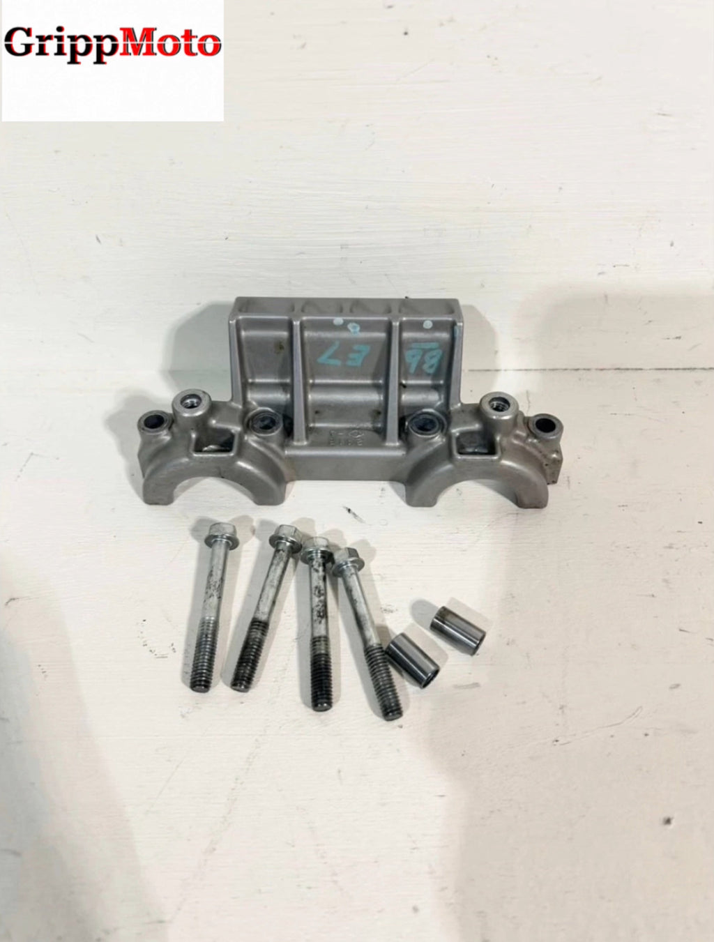2012 2013 2014 2015 2016 Kawasaki Ninja EX 650 Top Upper Cam Chain Guide Rail OEM (5- 001994 )