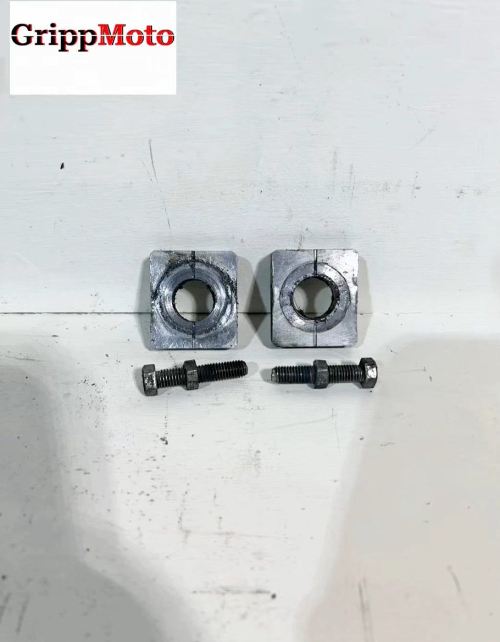 2012 2013 2014 2015 2016 Kawasaki Ninja EX 650 swingarm chain adjusters OEM (19- 001957 )