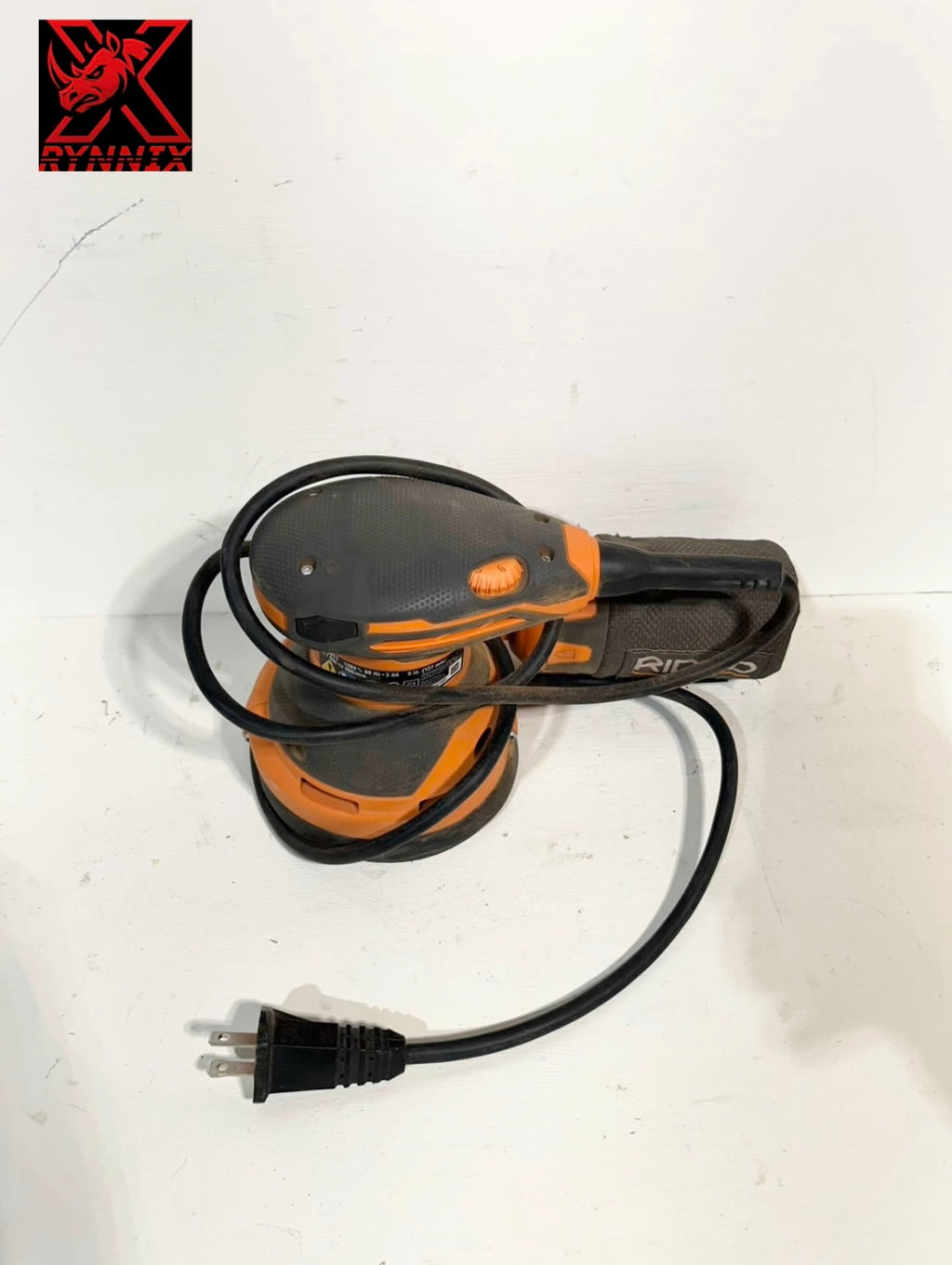 (Defective) Ridgid 3 Amp Corded 5 in. Random Orbital Sander with AIRGUARD Technology (01- 002242 )