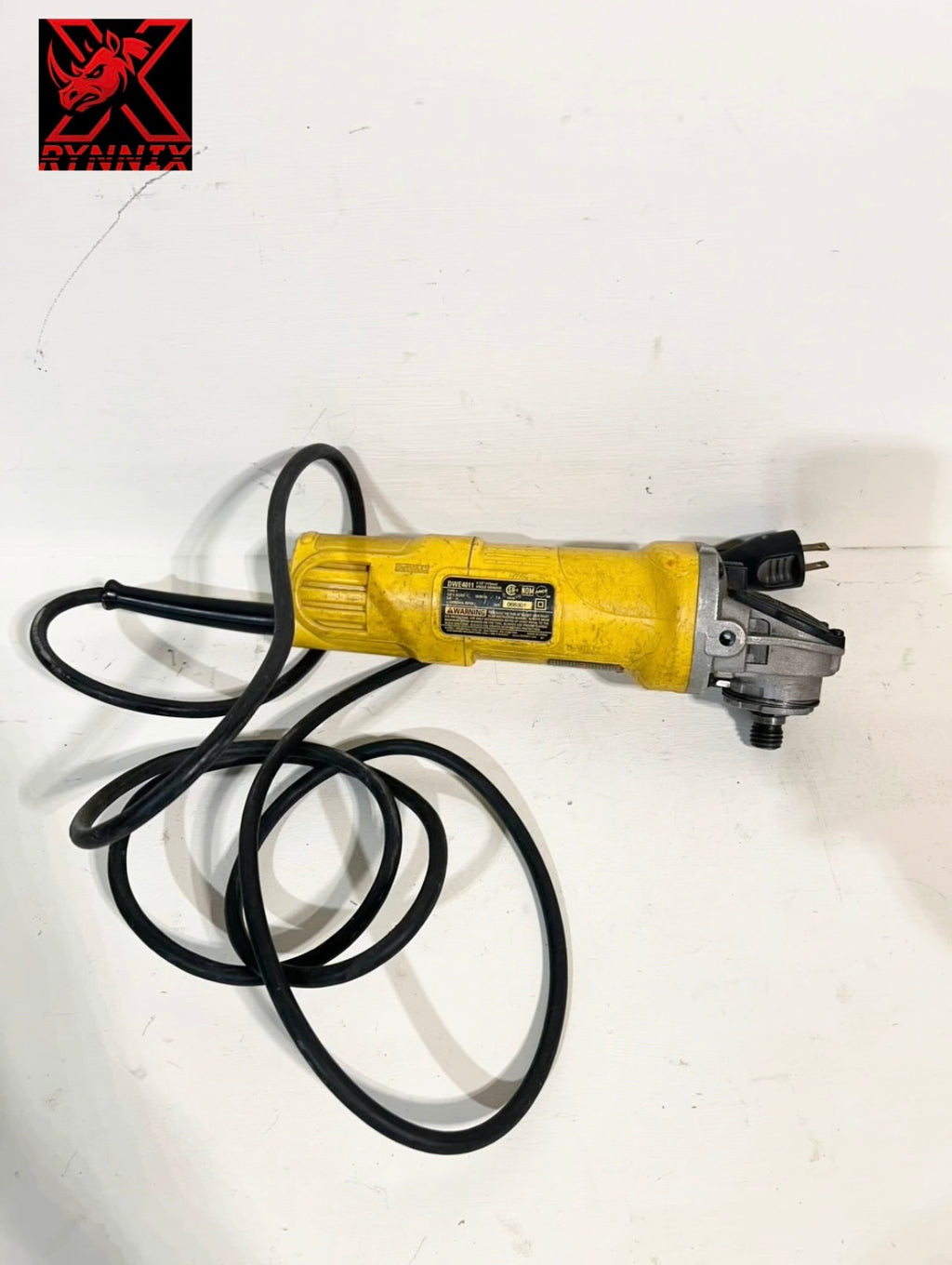 (Defective) Dewalt DEWALT 4.5-in 7-Amp Sliding Switch Angle grinder (01- 002239 ) TZ