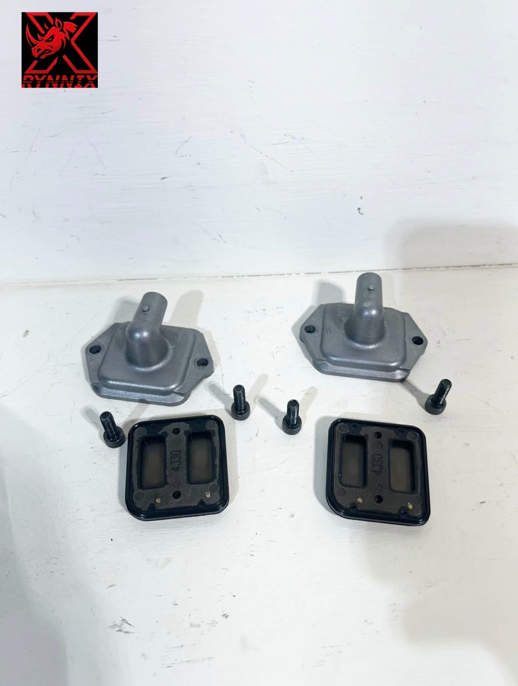 2024 2025 Kawasaki Ninja ZX6R 636 Cylinder Head Caps OEM (23- 002303 )