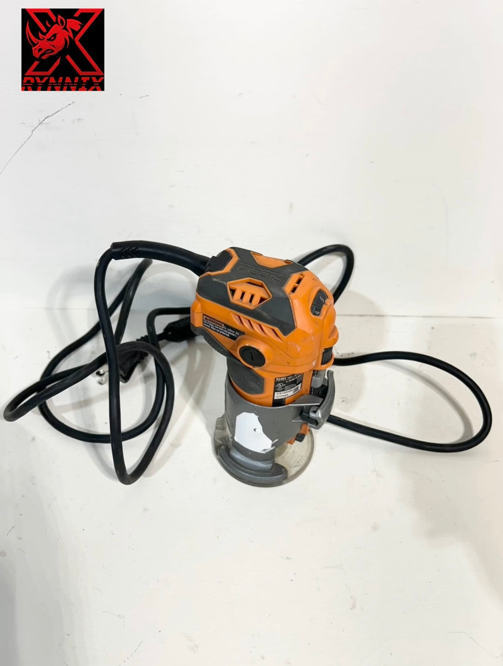 (Defective) Ridgid 5.5 Amp Compact Fixed-Base Corded Router (01- 002234 ) TZ