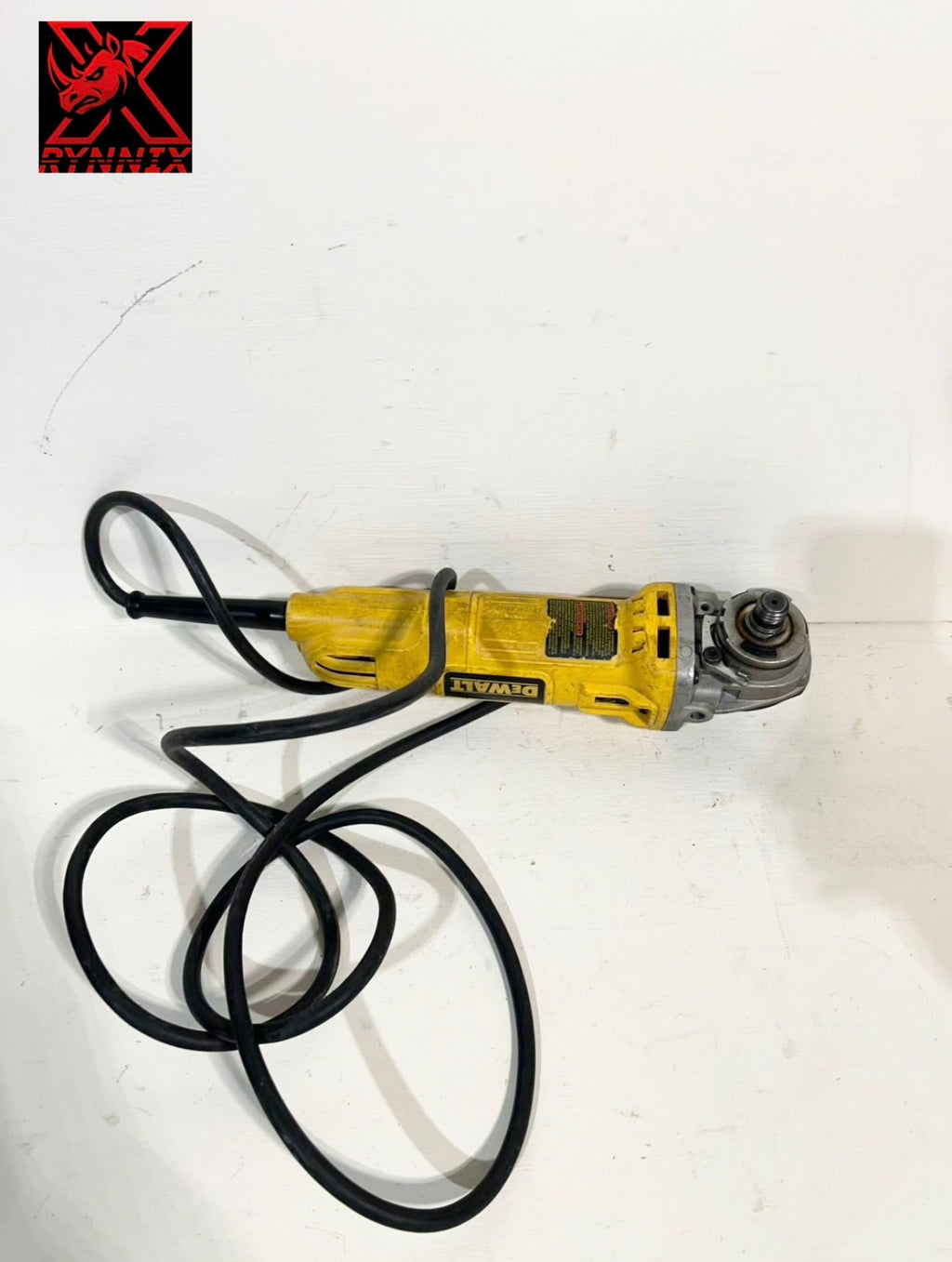 (Defective) Dewalt DEWALT 4.5-in 7-Amp Sliding Switch Angle grinder (01- 002239 ) TZ