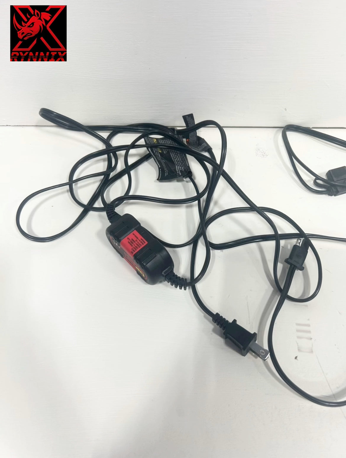 Motorcycle Battery Charger/ Maintainer (12- 002625 )