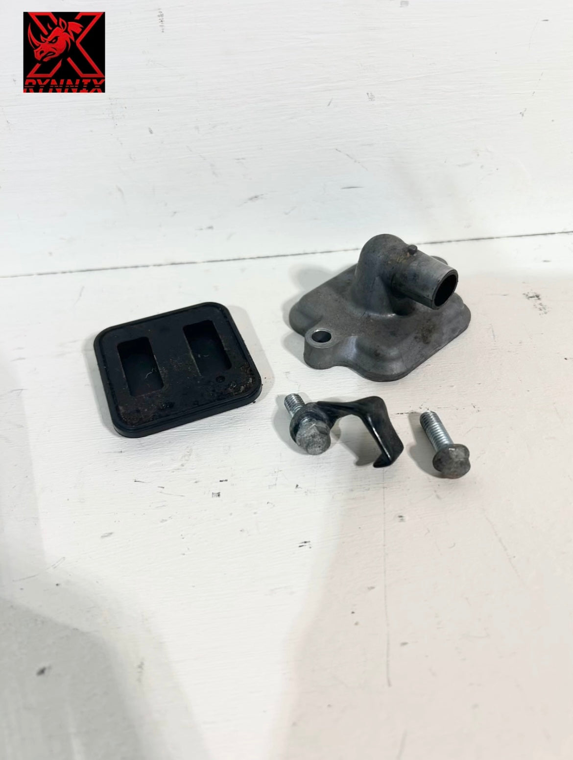 2012 2013 2014 2015 2016 Kawasaki Ninja EX 650 Cylinder Head Cap OEM (5- 001983 )