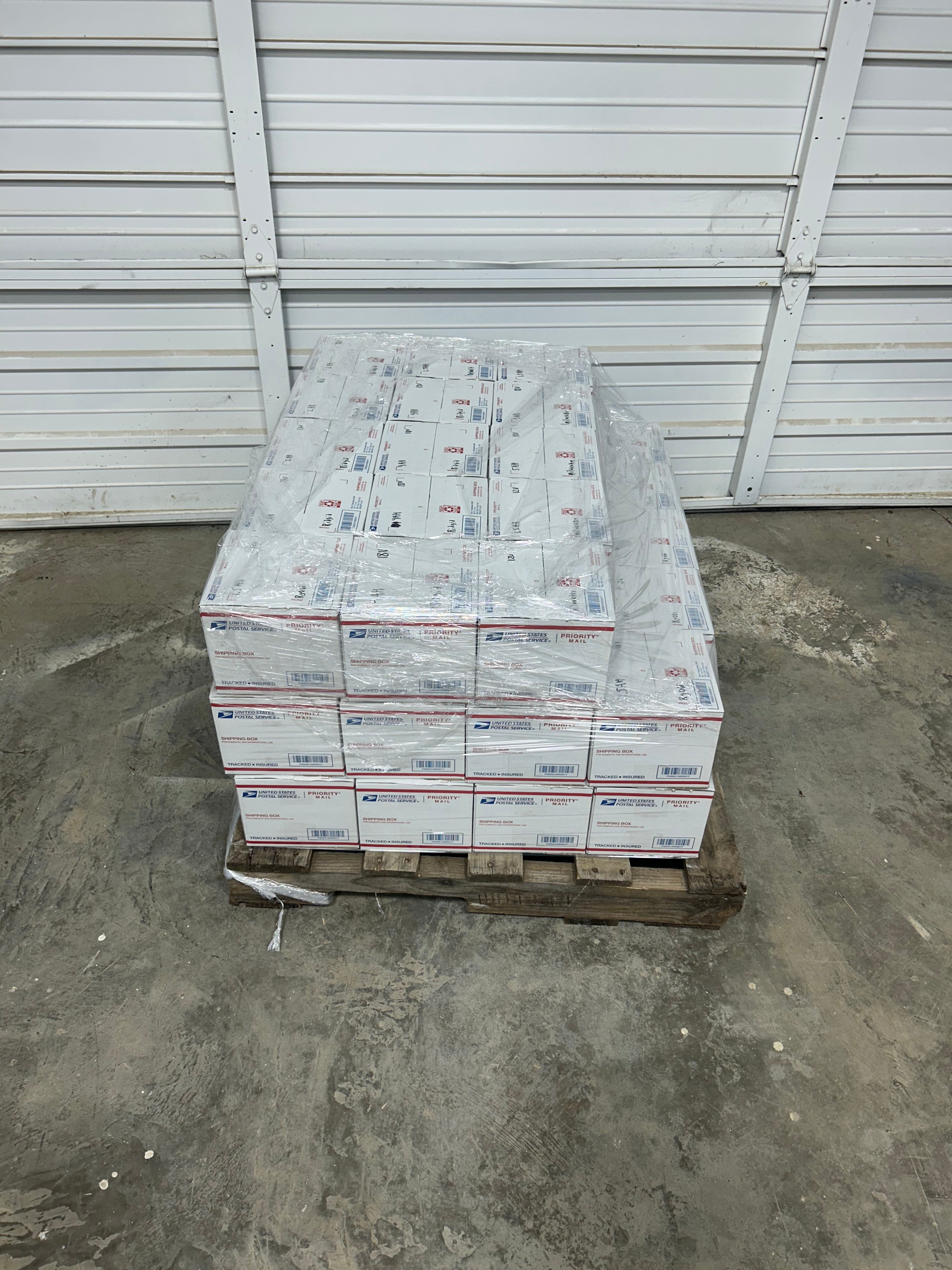 (AS-IS) Tool Battery Pallet (ID# 1012 )