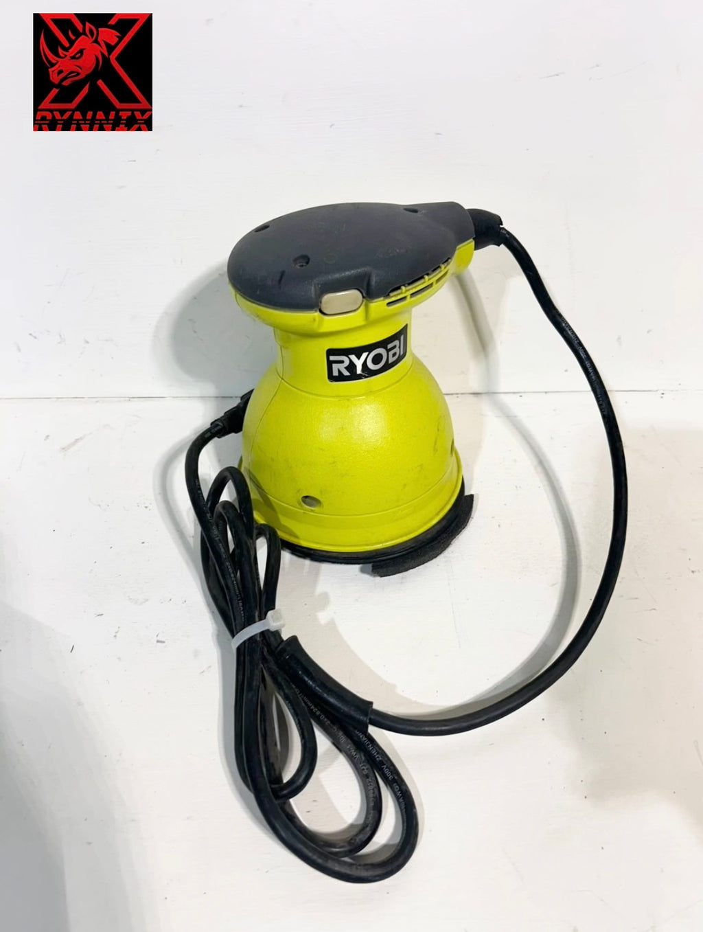 (Defective) Ryobi 0.5 Amp Corded 6 in. Orbital Buffer/Polisher (04- 002255 ) TZ