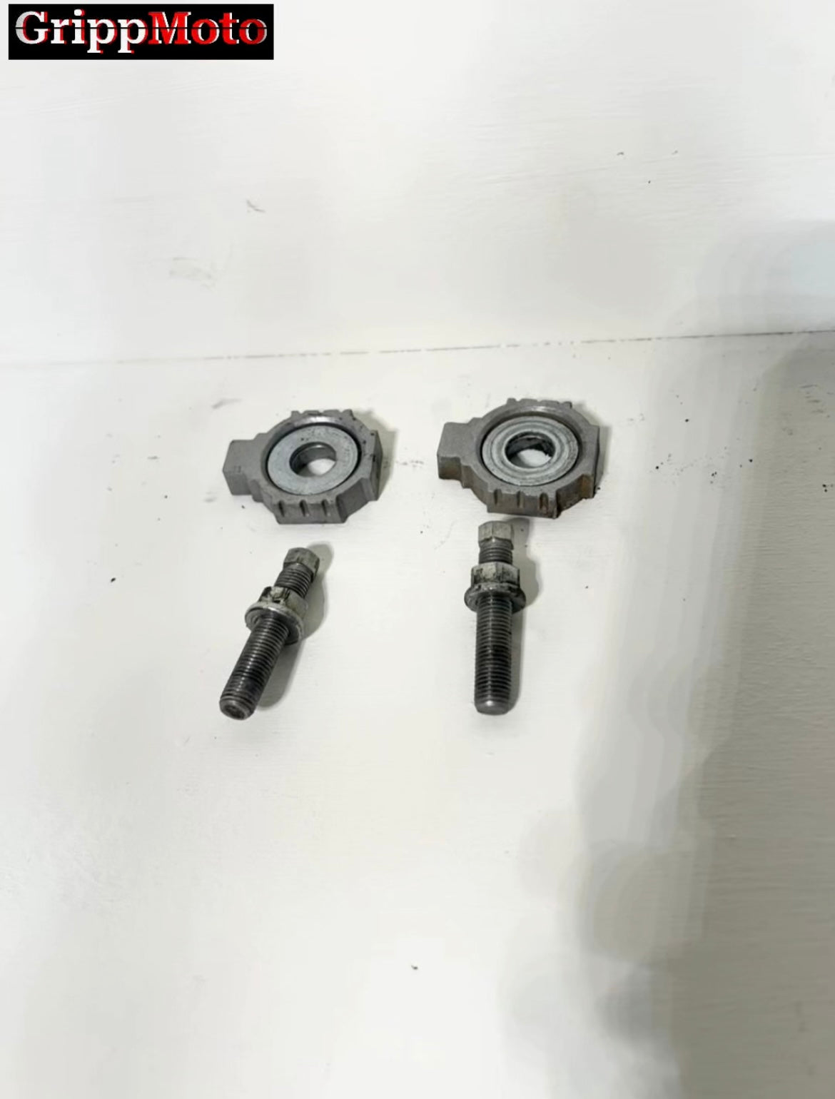 2014 2015 2016 2017 2018 2019 2020 KTM RC 390 Swingarm Chain Tensioner Adjuster OEM (1- 001673 )