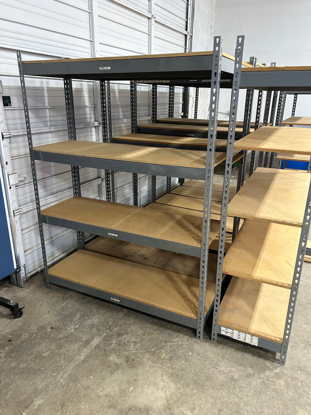 Industrial Shelving, 9 units ( TZ )